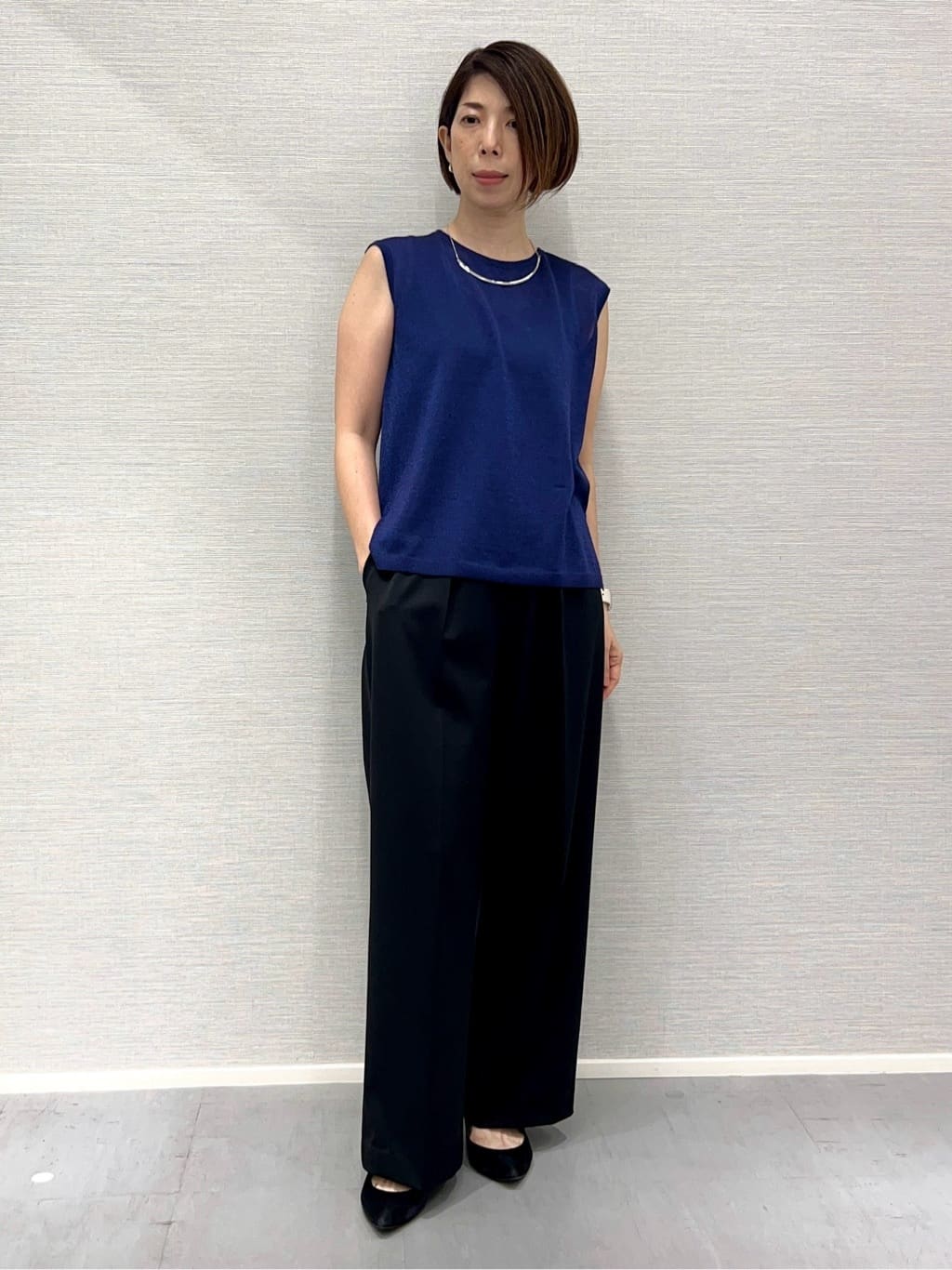 Shinakoさんの「UNTITLED｜【アンサンブル可/洗える】シアーノースリーブ プルオーバー」を使ったコーディネート