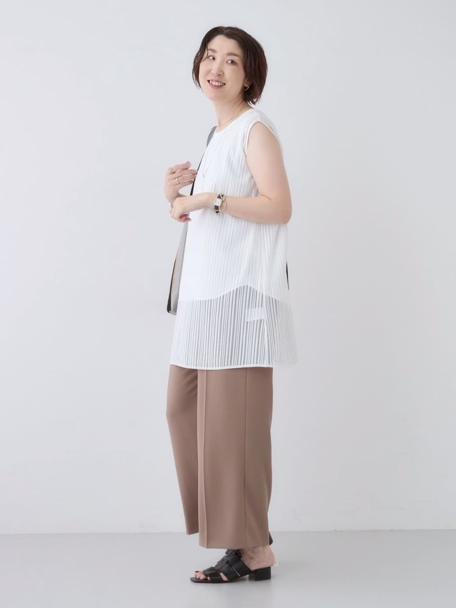 yuriさんの「INDIVI｜【着心地◎！】タックワイドパンツ」を使ったコーディネート