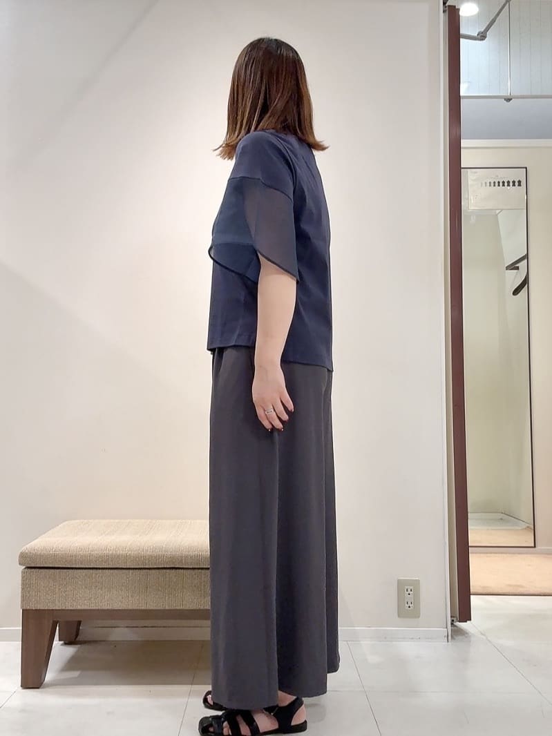 YUIさんの「UNTITLED｜【洗える/五分袖】シアースリーブ プルオーバー」を使ったコーディネート