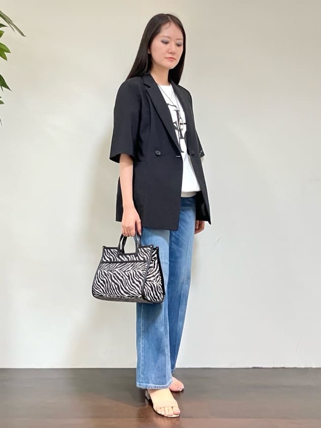カレンさんの「UNTITLED｜【CHIGNON】別注 ミニ裏毛フレンチスリーブプルオーバー」を使ったコーディネート