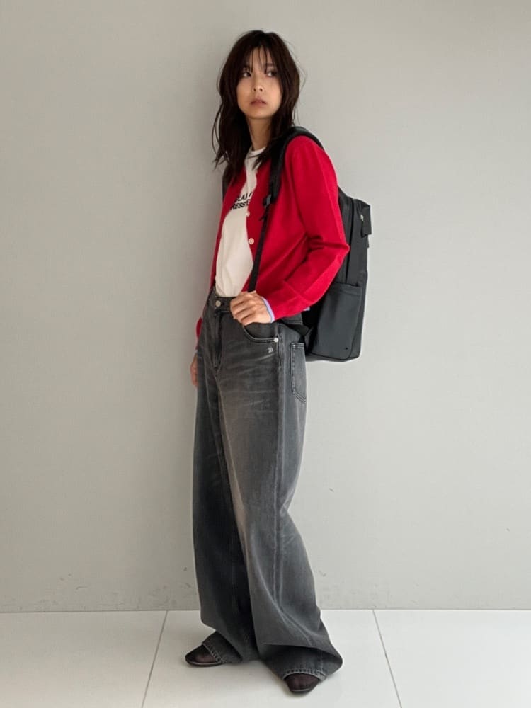 misaさんの「DRESSTERIOR｜ヴィンテージ加工ワイドデニムパンツ」を使ったコーディネート