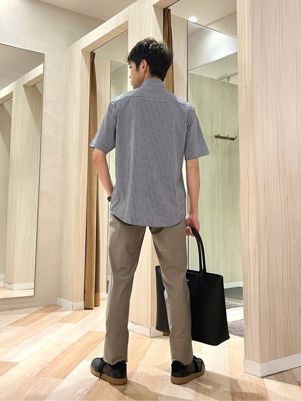 URAさんの「TAKEO KIKUCHI｜【COOL CITY WEAR】ストライプジャージ ボタンダウンシャツ /接触冷感」を使ったコーディネート