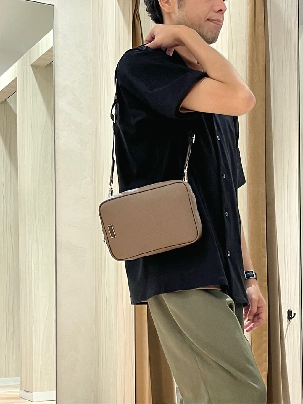 URAさんの「TAKEO KIKUCHI｜【COOL CITY WEAR】モックネック プルオーバー /接触冷感」を使ったコーディネート