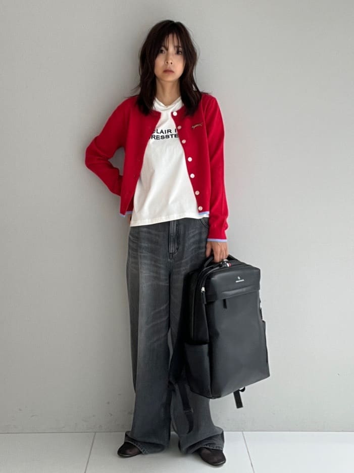misaさんの「DRESSTERIOR｜ヴィンテージ加工ワイドデニムパンツ」を使ったコーディネート