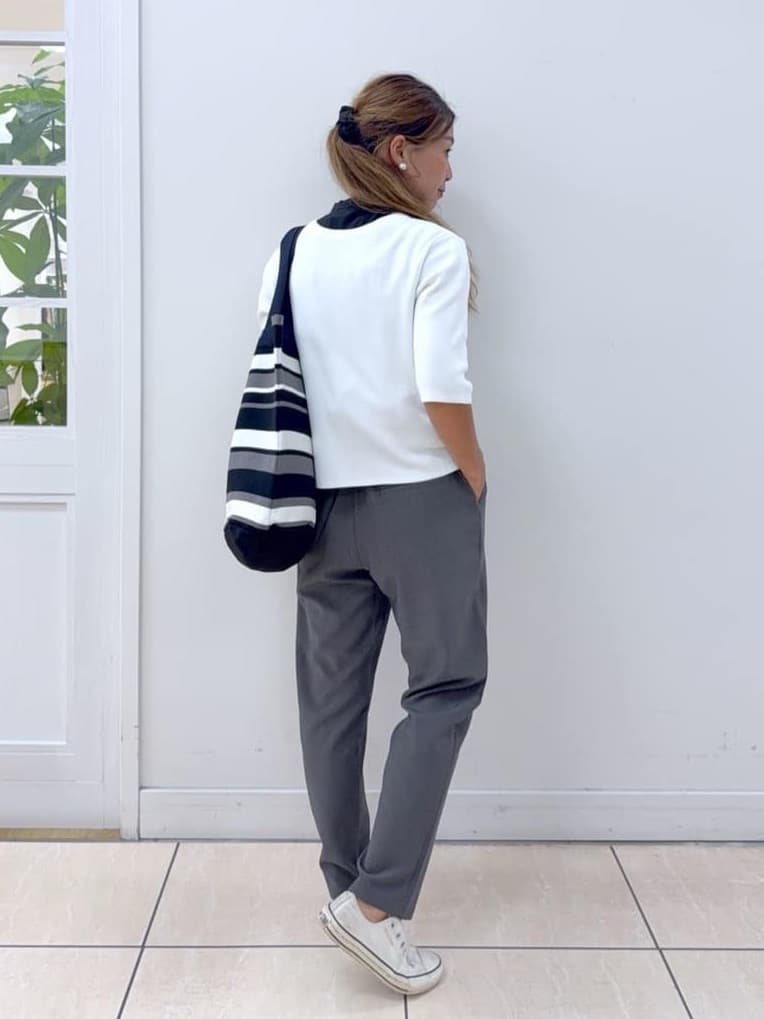 Osawaさんの「Dessin｜【洗える】スタンドカラーフリルブラウス」を使ったコーディネート