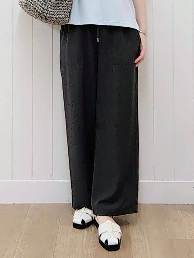 itoさんの「Dessin｜【ウエストゴム・洗える】アウトポケットワイドパンツ（XS～L）」を使ったコーディネート