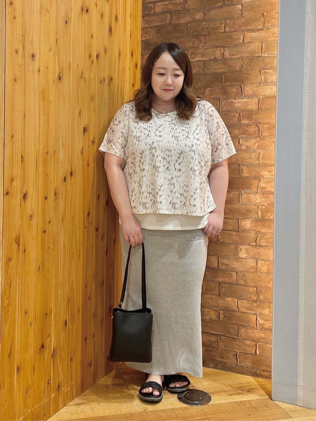 Risaさんの「SHOO･LA･RUE｜【S-LL/体型カバー】インせず着られる レイヤードトップス」を使ったコーディネート