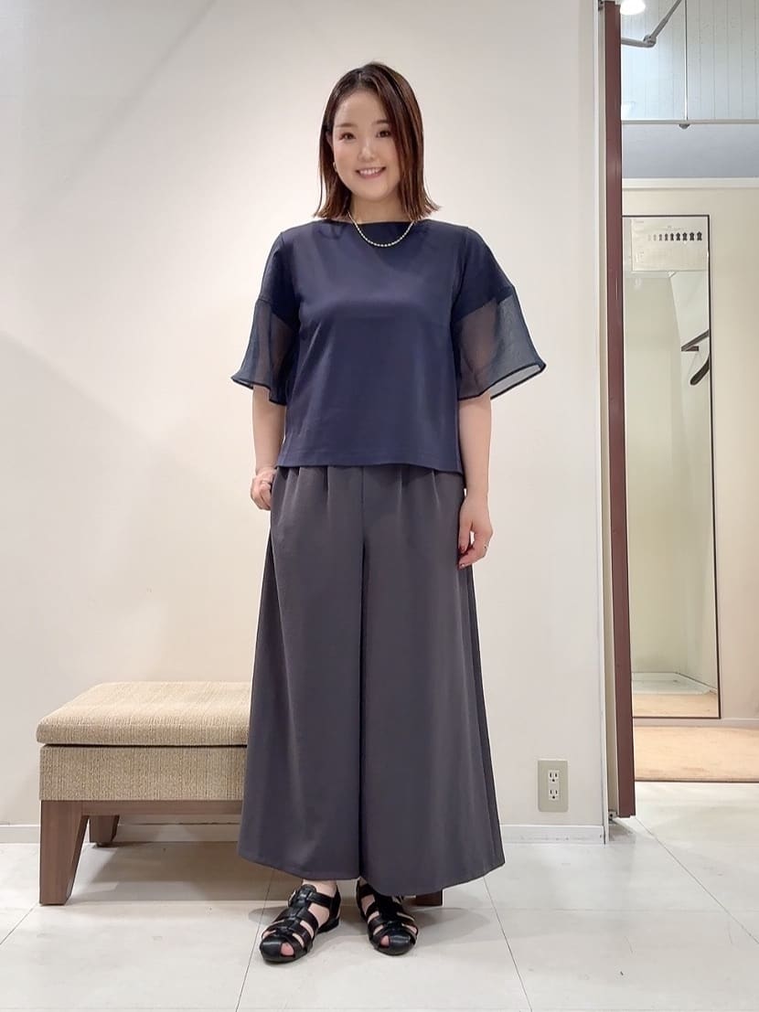 YUIさんの「UNTITLED｜【洗える/五分袖】シアースリーブ プルオーバー」を使ったコーディネート