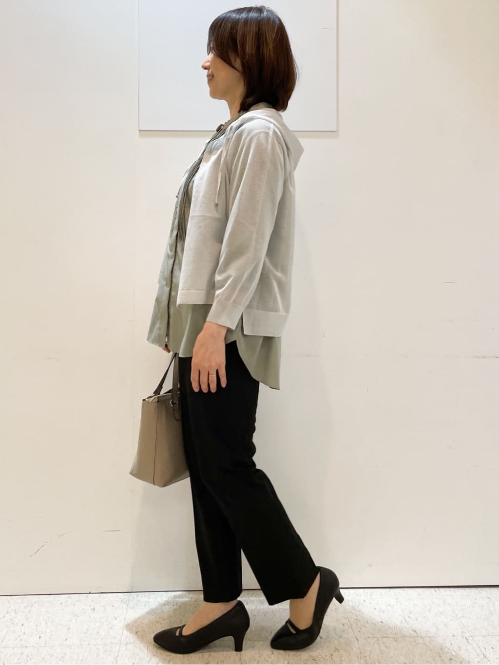 めいさんの「Reflect｜【寒暖差対策に◎／手洗い可／旅行や通勤に】フード付きシアーカーディガン」を使ったコーディネート