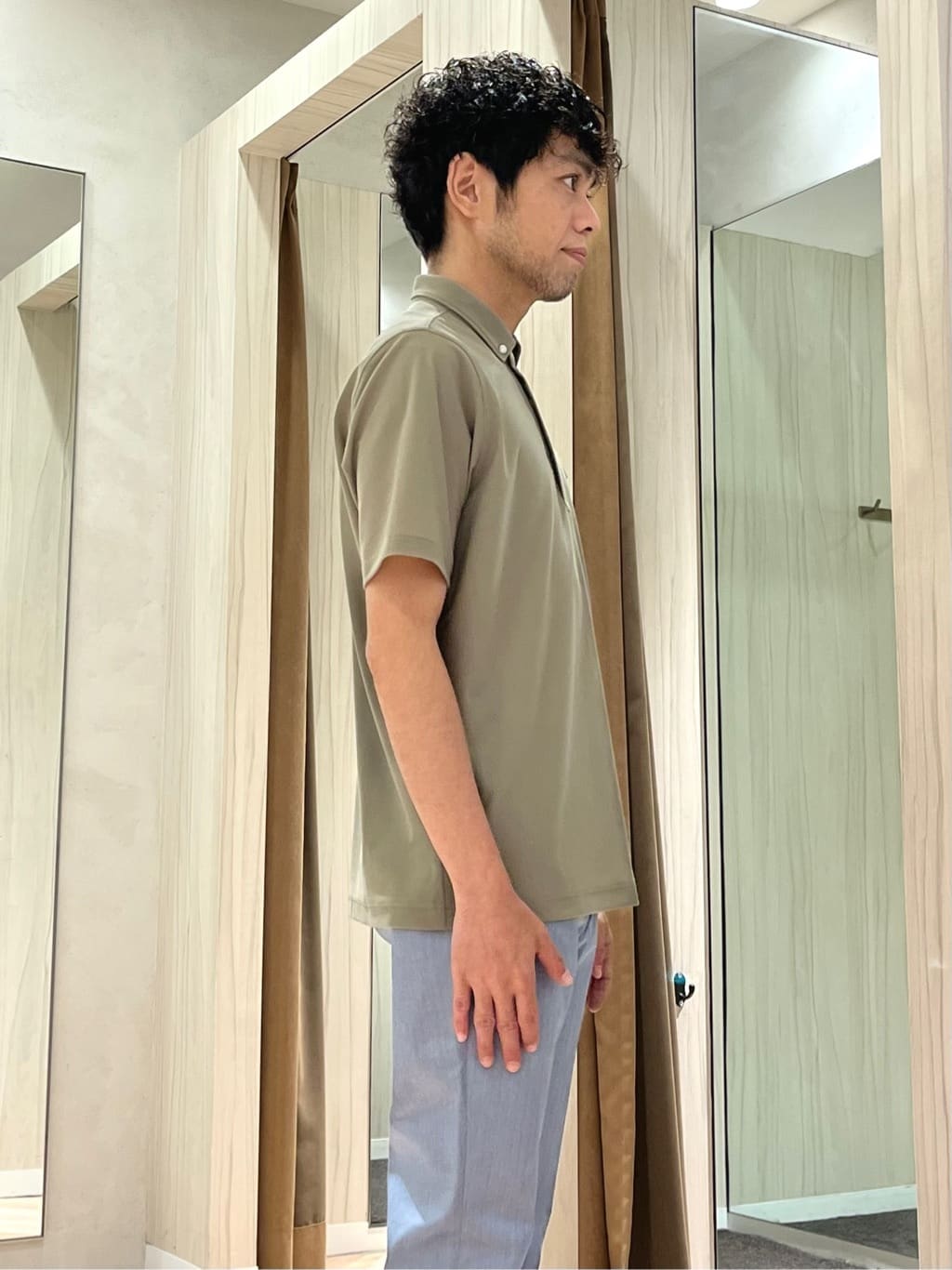 URAさんの「TAKEO KIKUCHI｜【全7サイズ&times;8色展開！】トップマルチヘリンボン パンツ」を使ったコーディネート