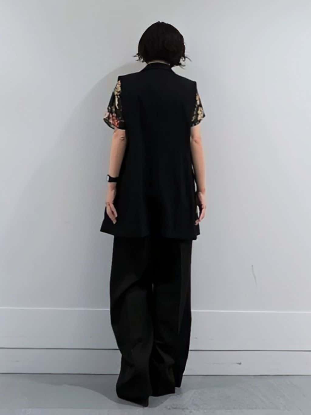 ミズタさんの「UNTITLED｜【セットアップ可/洗える】スラブテーラードカラージレ」を使ったコーディネート