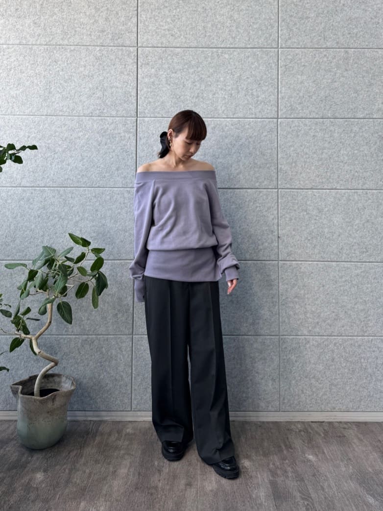 designer yukaさんの「CODE A｜turn up chic trousers」を使ったコーディネート