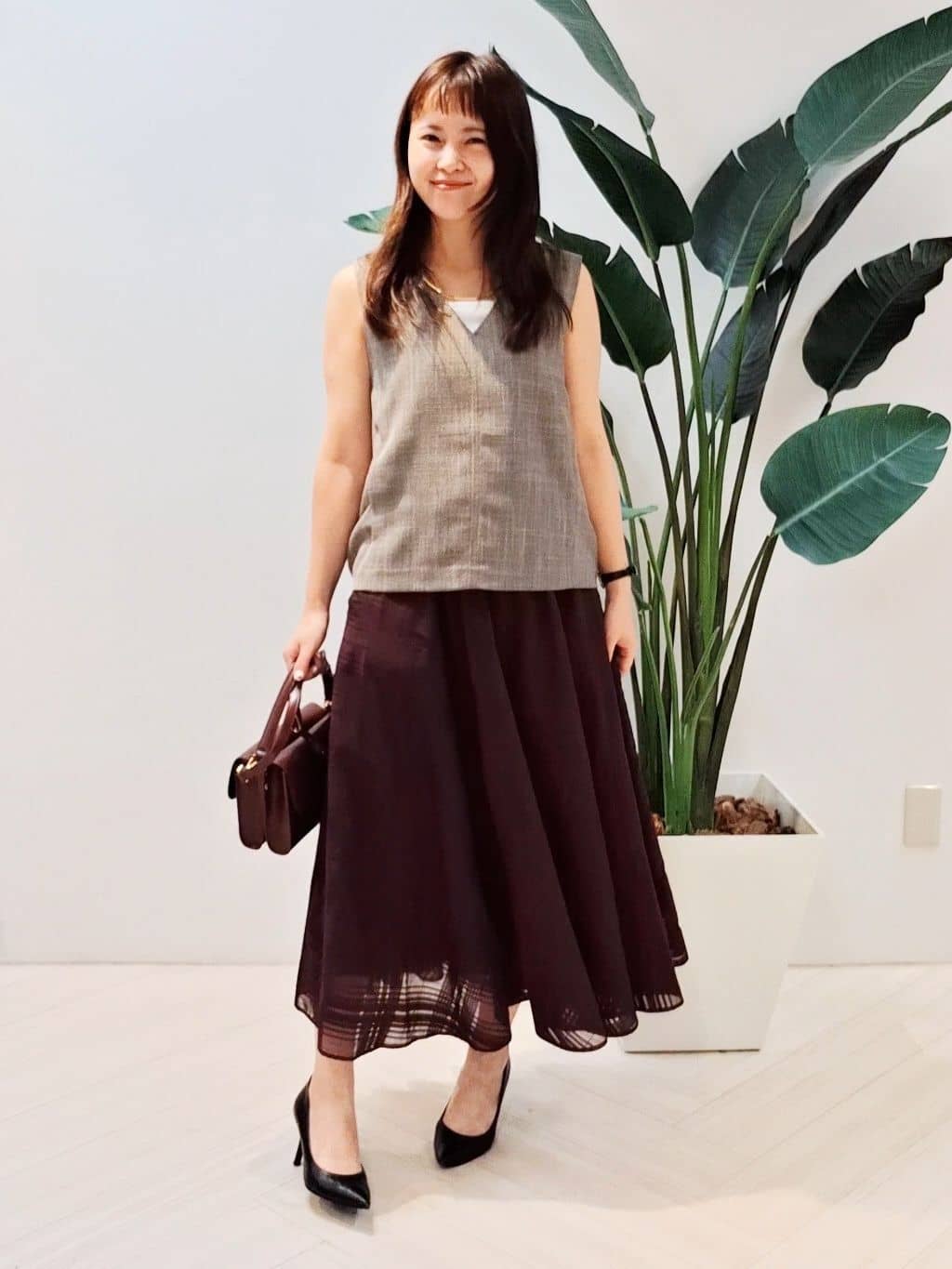 YuKaRiさんの「UNTITLED｜【セットアップ可/洗える】梳毛調合繊Vネックベスト」を使ったコーディネート