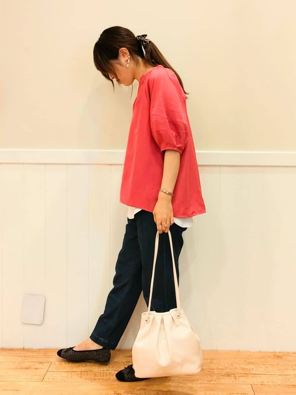 NMさんの「SHOO･LA･RUE｜【S-LL/洗濯後しわになりにくい】ランタンスリーブで女性らしく 5分袖スキッパーブラウス」を使ったコーディネート