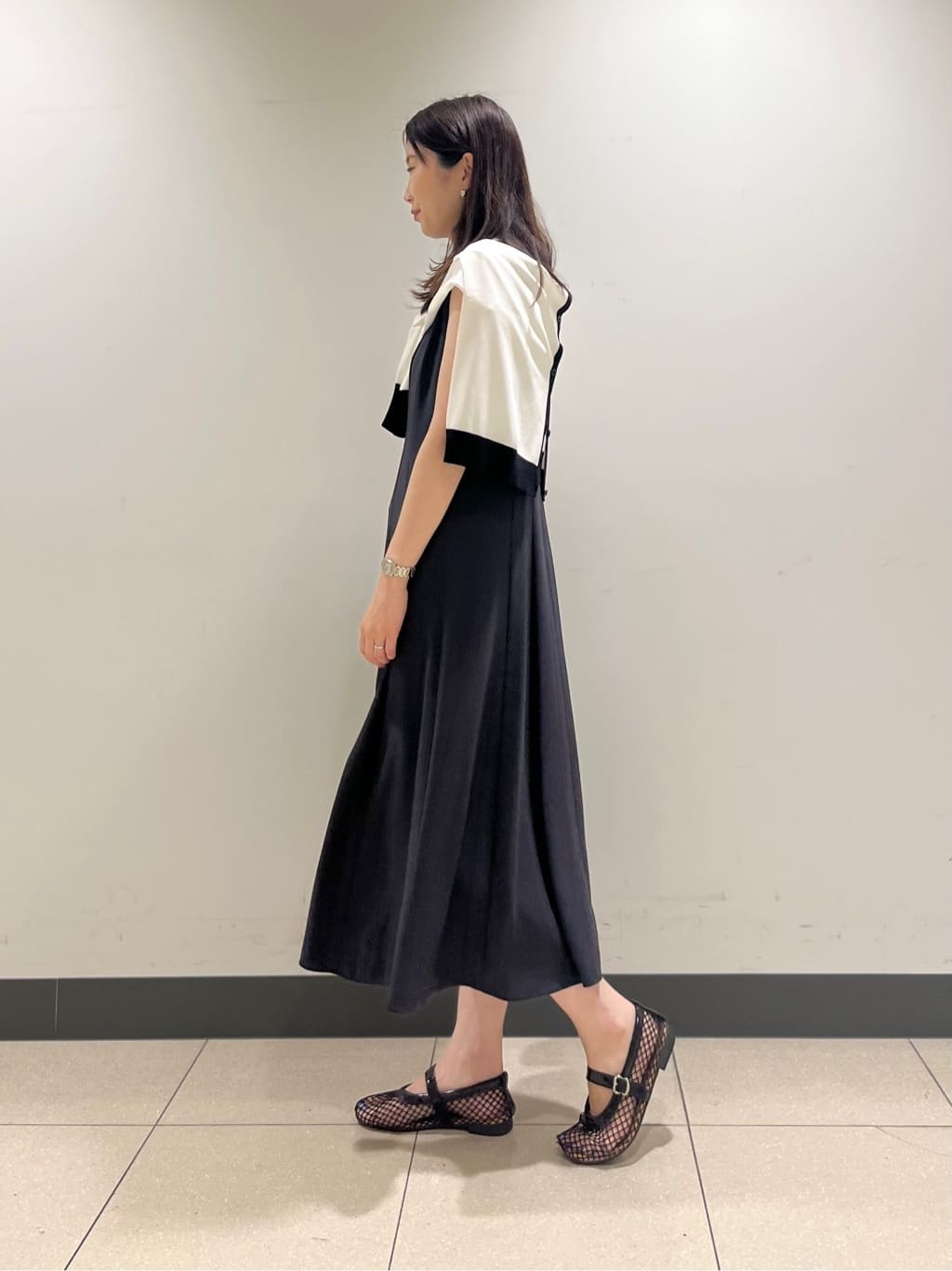 shokoさんの「INDIVI｜【美シルエット】ノースリーブワンピース」を使ったコーディネート