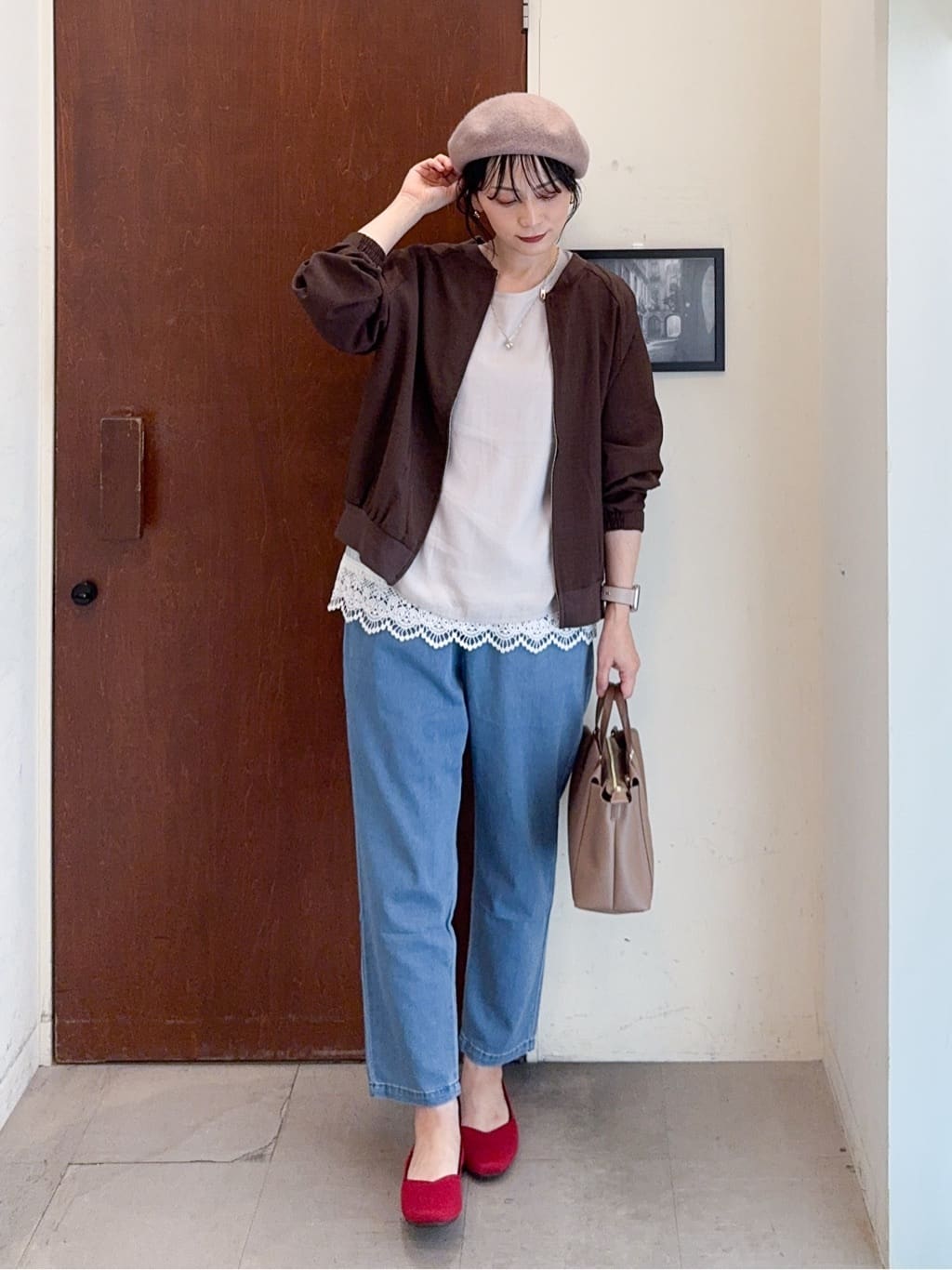 𝐇𝐢𝐫𝐨𝐦𝐢さんの「SHOO･LA･RUE｜【洗濯機可/S-LL】さっと羽織れる 軽量リブブルゾン」を使ったコーディネート