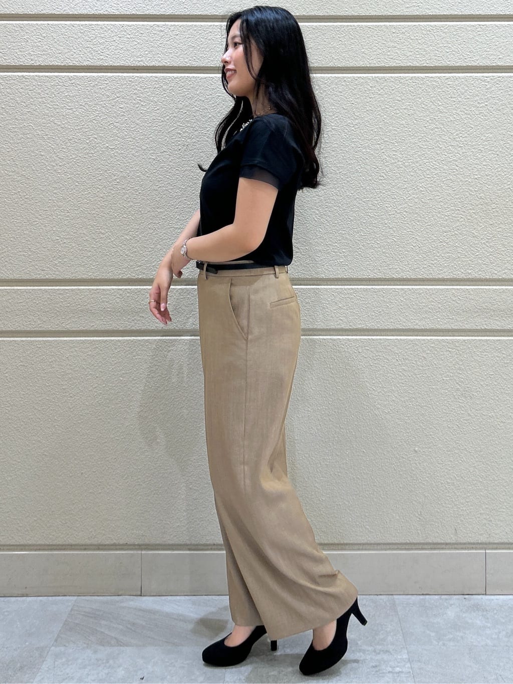 Momokaさんの「COUP DE CHANCE｜【手洗い可／日本製】きれいめデニム風パンツ」を使ったコーディネート