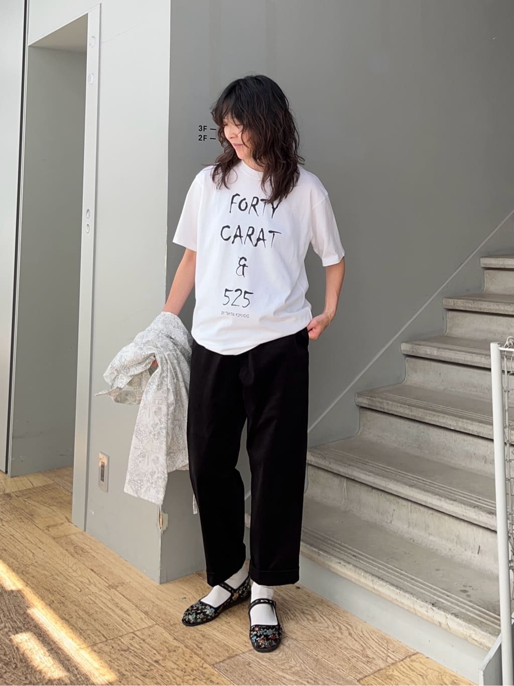 神野（jinno）さんの「TAKEO KIKUCHI｜【Sサイズ～】コーデュロイペグトップパンツ」を使ったコーディネート