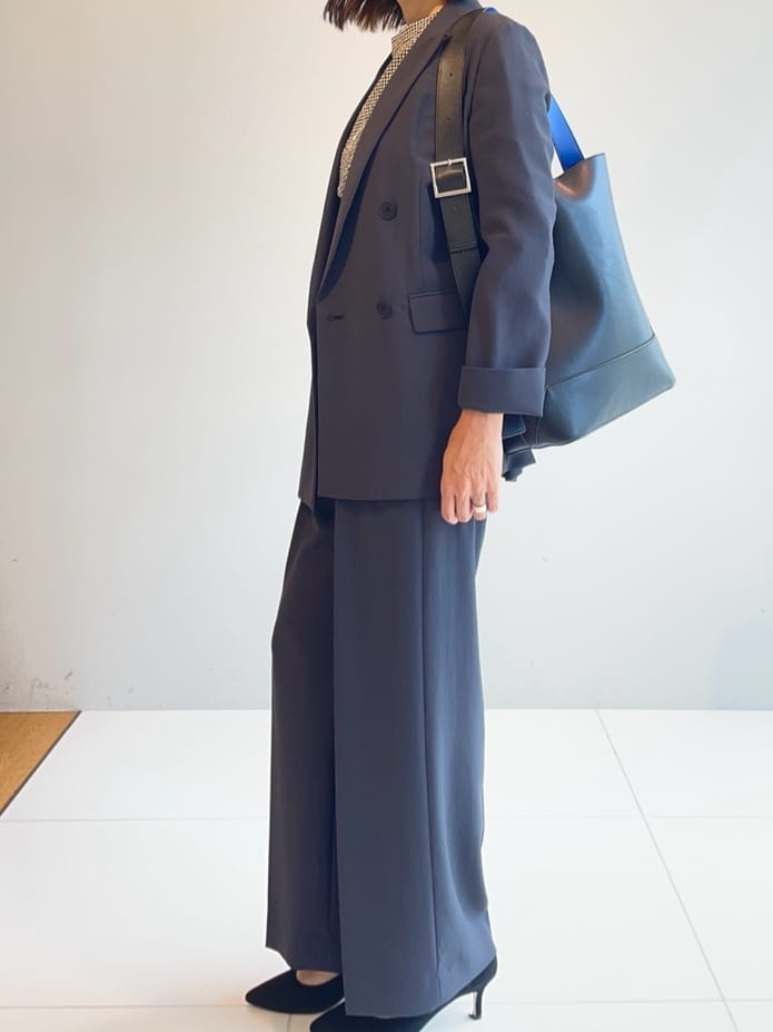 murayamaさんの「INDIVI｜【軽く羽織れる！】ダブルジャケット」を使ったコーディネート