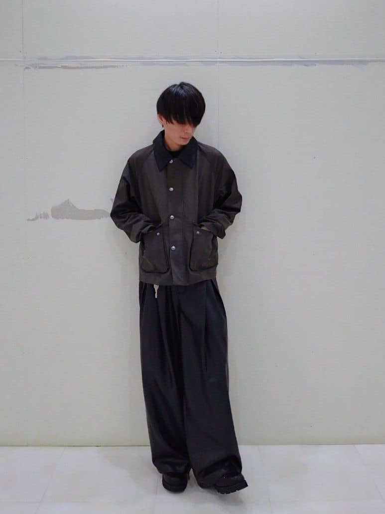 KENさんの「tk.TAKEO KIKUCHI｜グランパバギースラックス」を使ったコーディネート