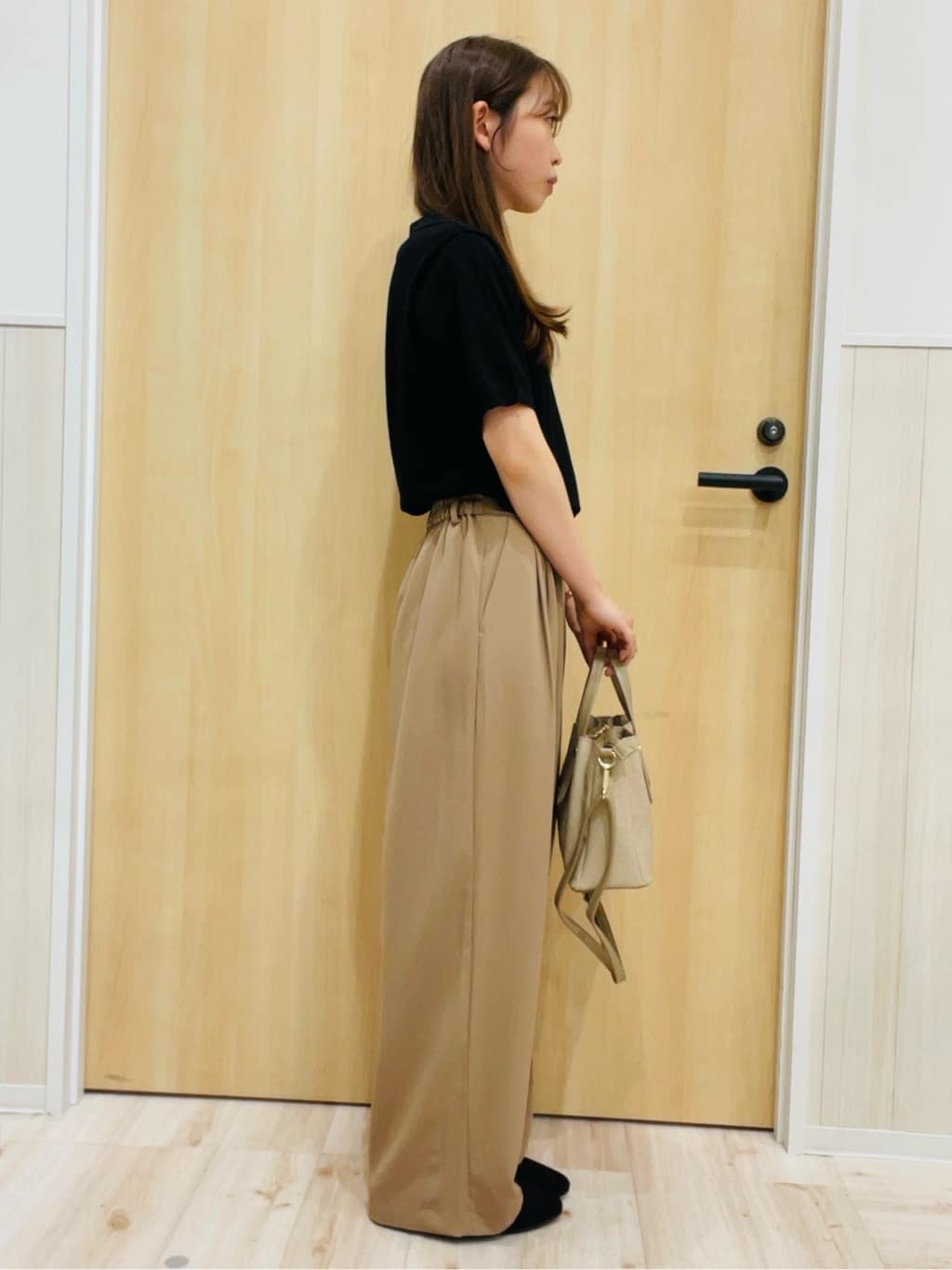 minamiさんの「SHOO･LA･RUE｜【S-LL/洗える】大人の抜け感 スキッパーニット」を使ったコーディネート