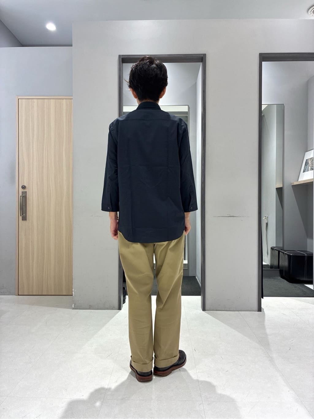 わいずみさんの「TAKEO KIKUCHI｜【COOL CITY WEAR】DotAir（R）サッカー シャツ」を使ったコーディネート