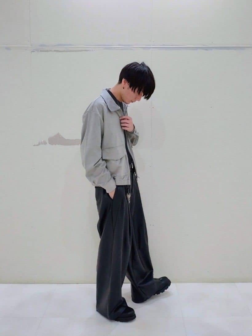 KENさんの「tk.TAKEO KIKUCHI｜グランパバギースラックス」を使ったコーディネート