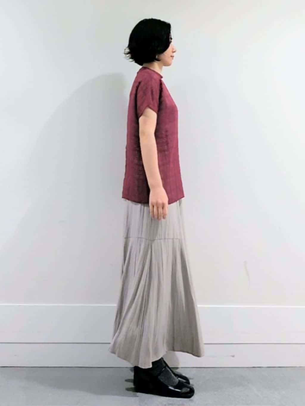 ミズタさんの「UNTITLED｜【シアー】チェックスタンドネックブラウス」を使ったコーディネート