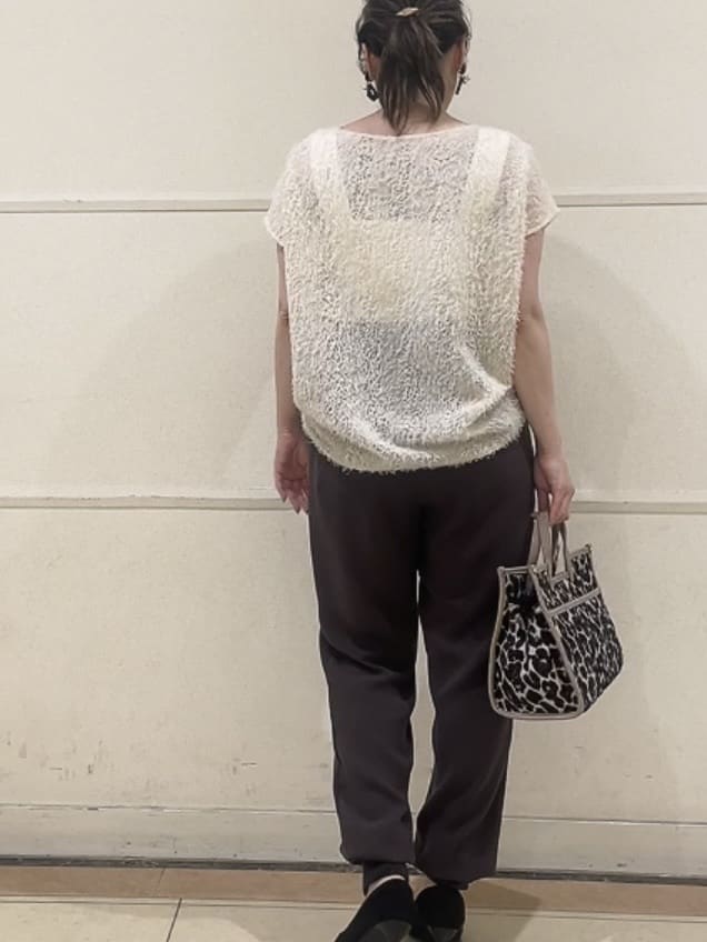 watanabeさんの「UNTITLED｜【セットアップ可/洗える】フェザーフレンチスリーブブラウス」を使ったコーディネート