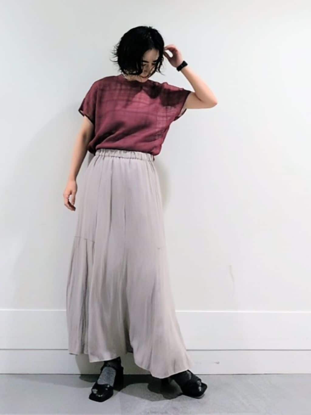 ミズタさんの「UNTITLED｜【シアー】チェックスタンドネックブラウス」を使ったコーディネート