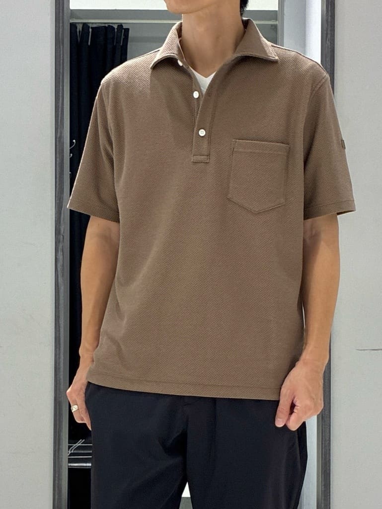 わいずみさんの「TAKEO KIKUCHI｜【3Dナイロンストレッチ】スリムイージーパンツ」を使ったコーディネート