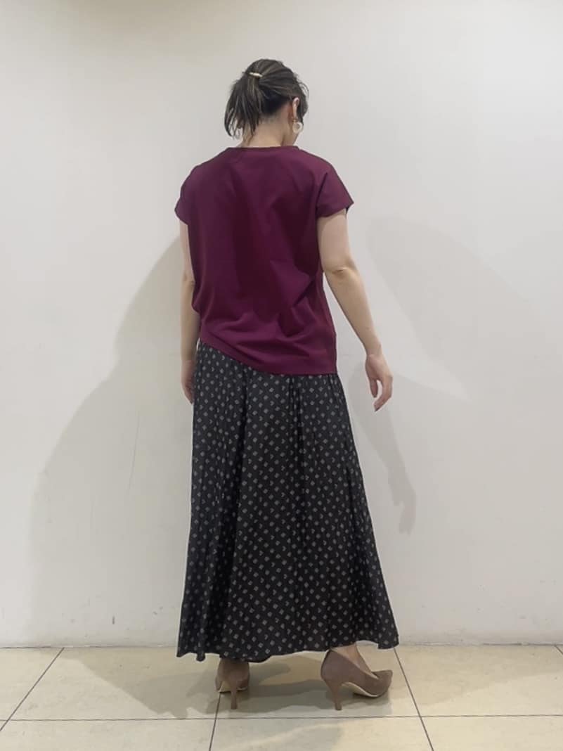 watanabeさんの「UNTITLED｜【洗える/Tシャツ】ツイストプルオーバー」を使ったコーディネート
