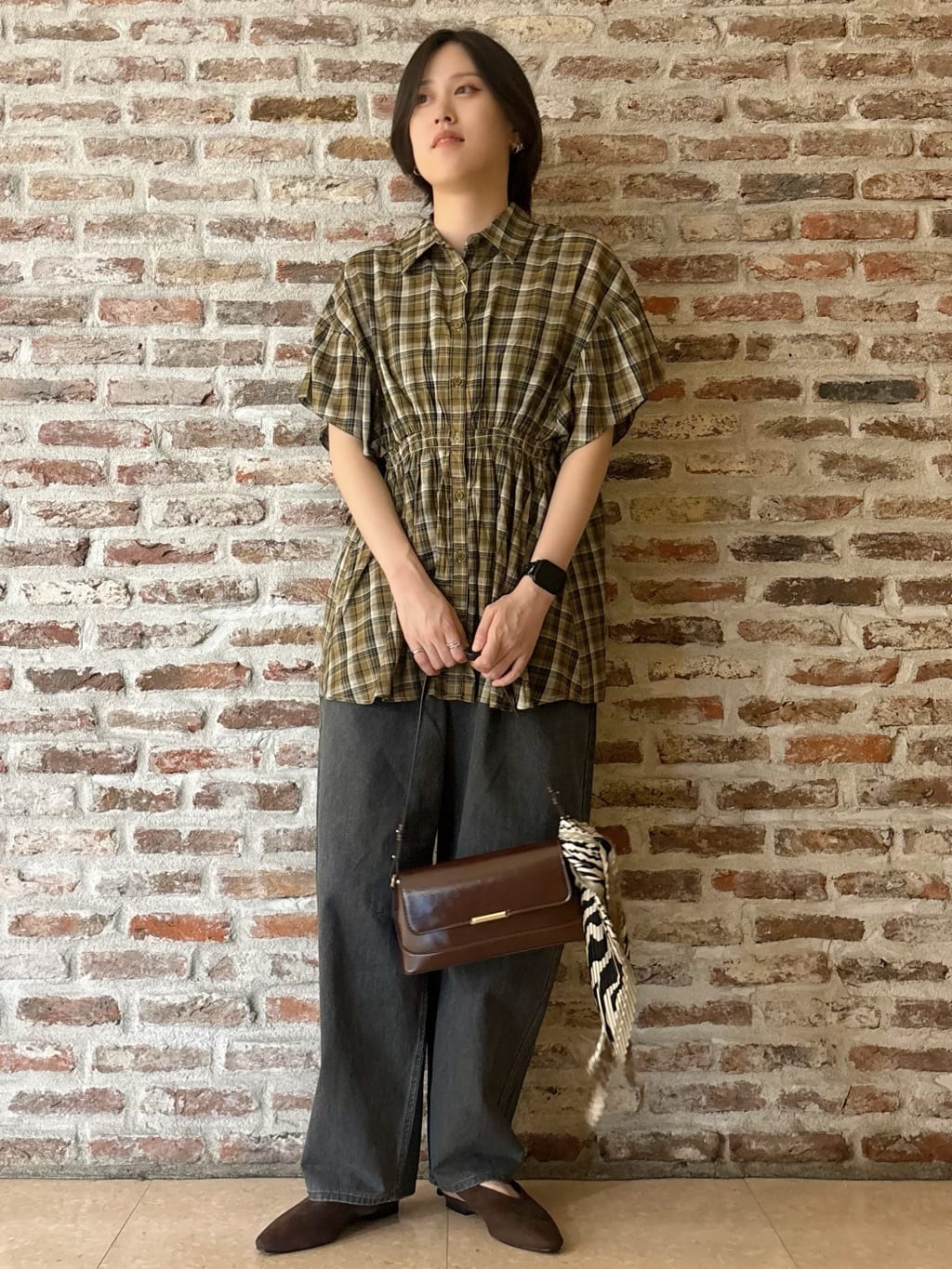 しばさんの「THE SHOP TK｜チェック柄チュニックブラウス」を使ったコーディネート