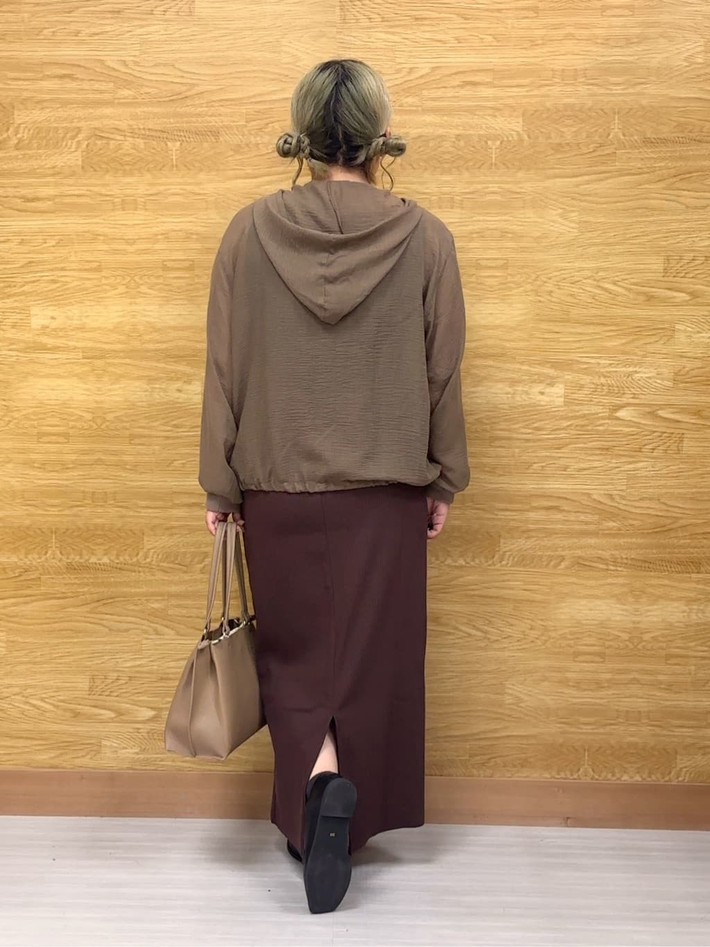 ぁむさんの「SHOO･LA･RUE｜【S-LL】柔らかシアーでこなれるフーディブルゾン」を使ったコーディネート