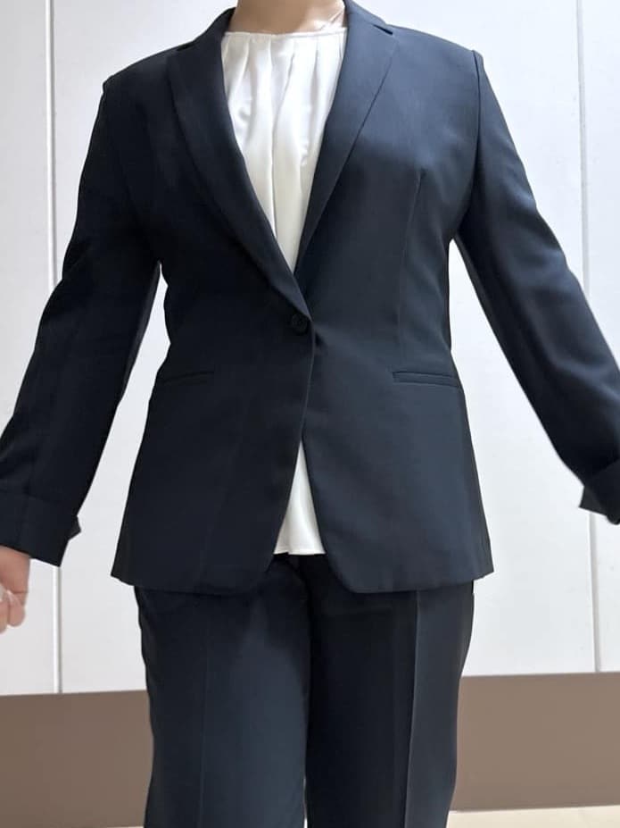 Rikoさんの「INDIVI｜【UVケア】タックブラウス」を使ったコーディネート