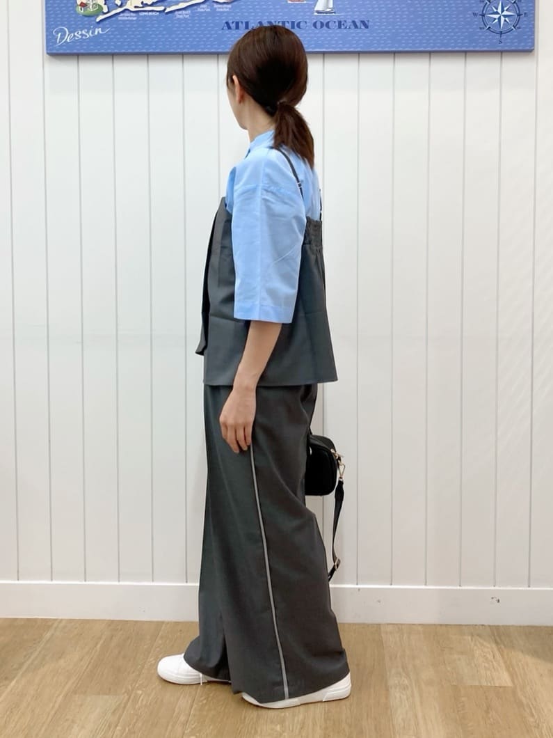 yoshiさんの「Dessin｜【セットアップ可/ウエストゴム/洗える】サイドライン入りワイドパンツ」を使ったコーディネート