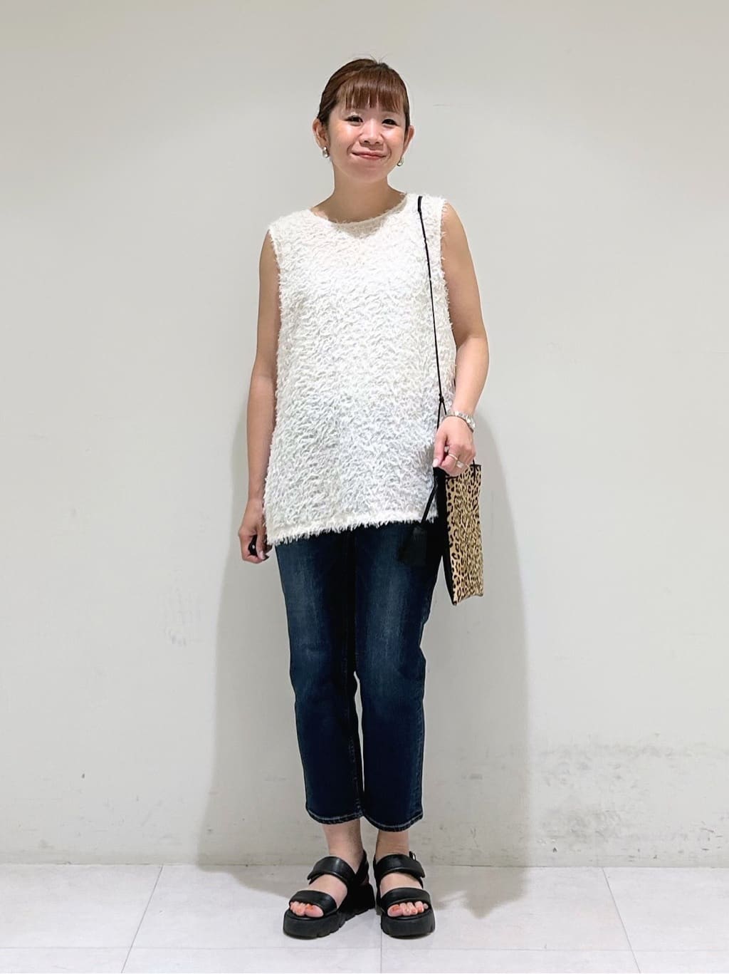 tsuyuさんの「INDIVI｜【インナーとしても活躍！】フリンジジャカードチュニック」を使ったコーディネート
