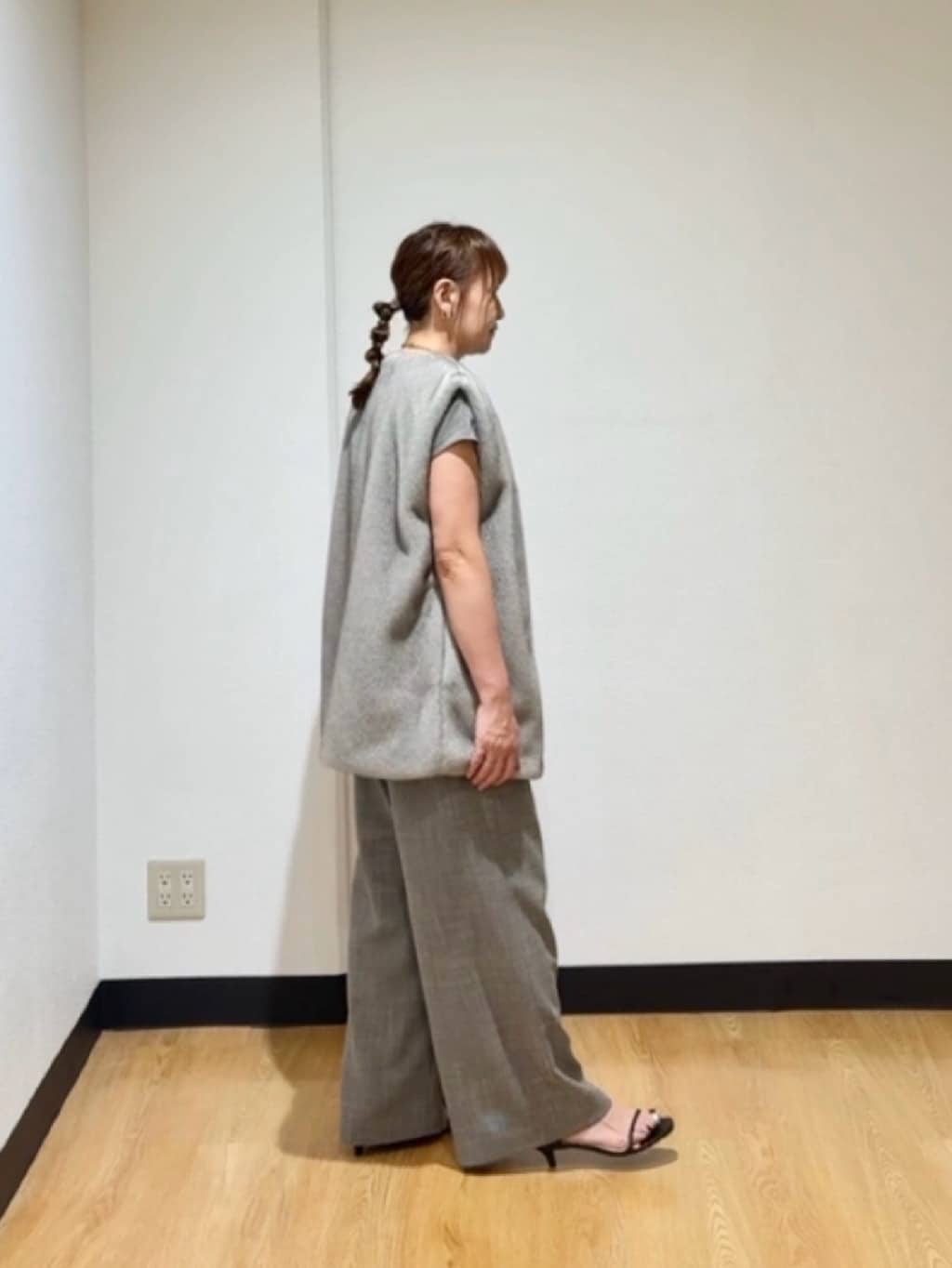 ʏᴜᴋɪᴋᴏさんの「UNTITLED｜【トレンド/ジレ】フェイクファーベスト」を使ったコーディネート
