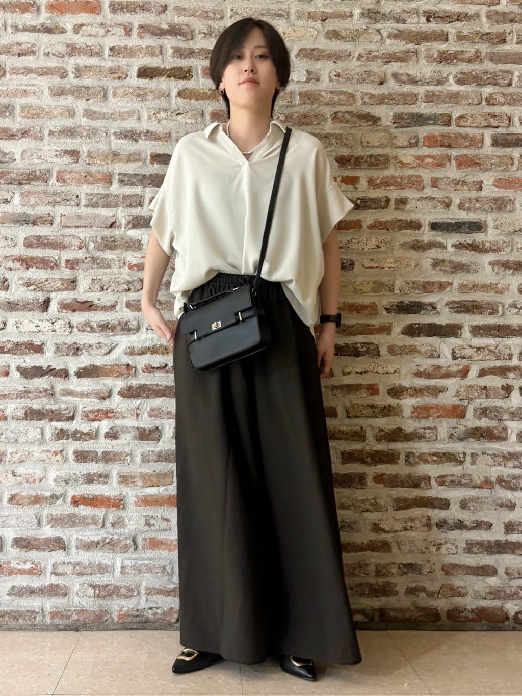 しばさんの「THE SHOP TK｜【インしなくても決まる】スキッパーシャツ/接触冷感/防シワ/速乾」を使ったコーディネート