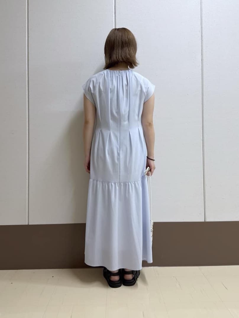 Rikoさんの「INDIVI｜【1枚でコーデ完成！】タックワンピース」を使ったコーディネート