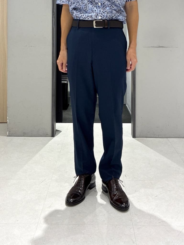 わいずみさんの「TAKEO KIKUCHI｜【COOL CITY WEAR】アーバンクール パンツ /接触冷感・吸水速乾」を使ったコーディネート