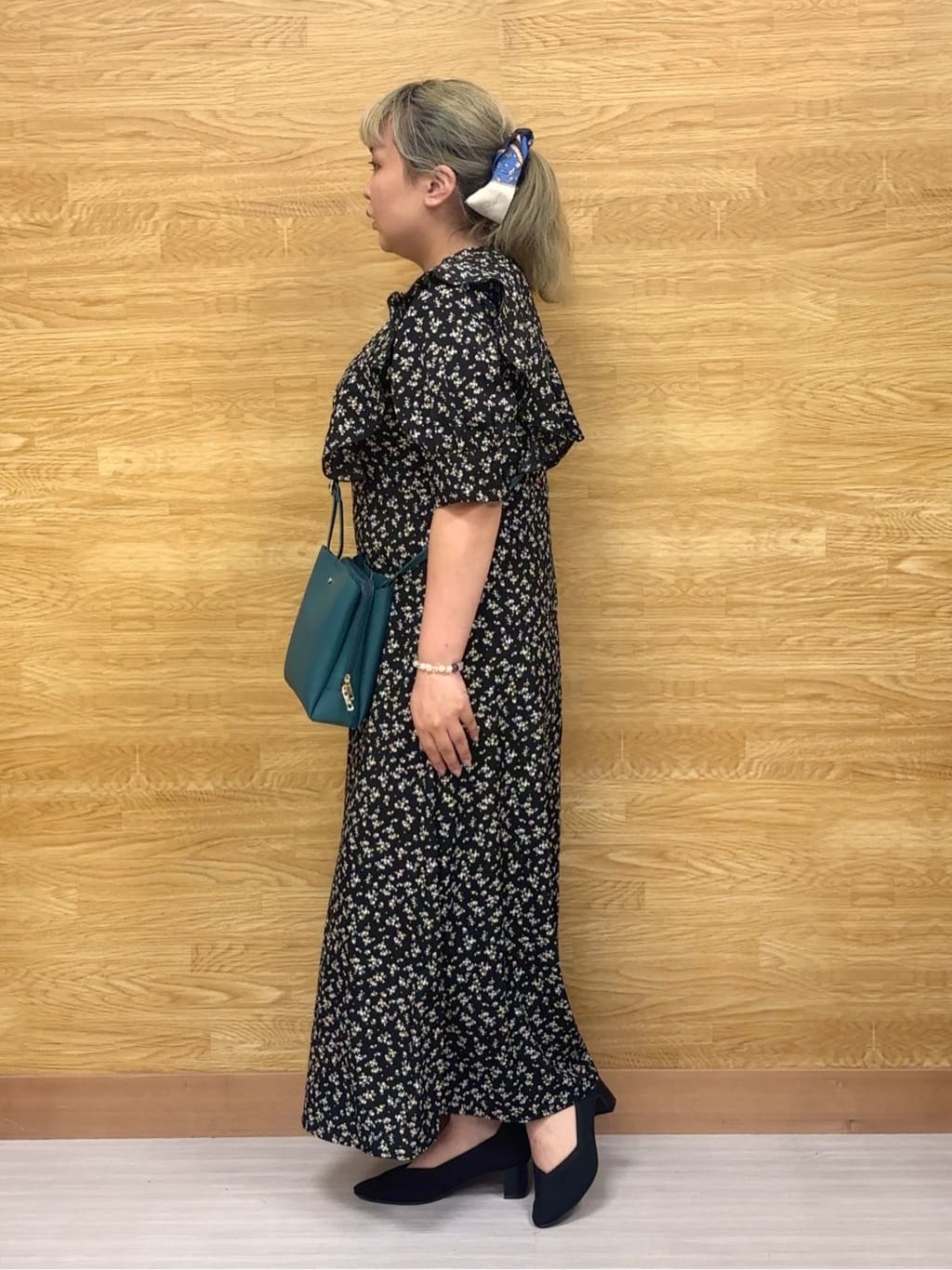 ぁむさんの「SHOO･LA･RUE｜【S-LL】クラシカルな 花柄ワンピース」を使ったコーディネート