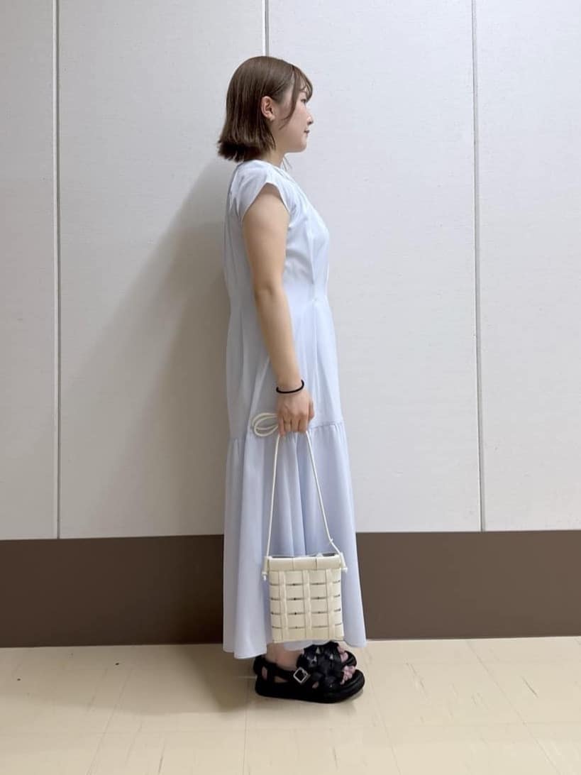 Rikoさんの「INDIVI｜【1枚でコーデ完成！】タックワンピース」を使ったコーディネート