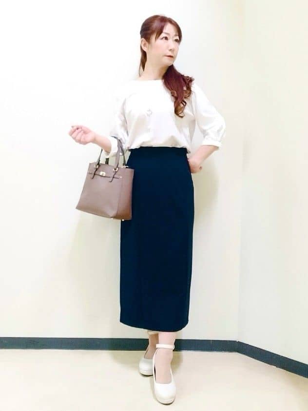 花さんの「Reflect｜【寒暖差対策に◎／手洗い可／旅行や通勤に】フード付きシアーカーディガン」を使ったコーディネート
