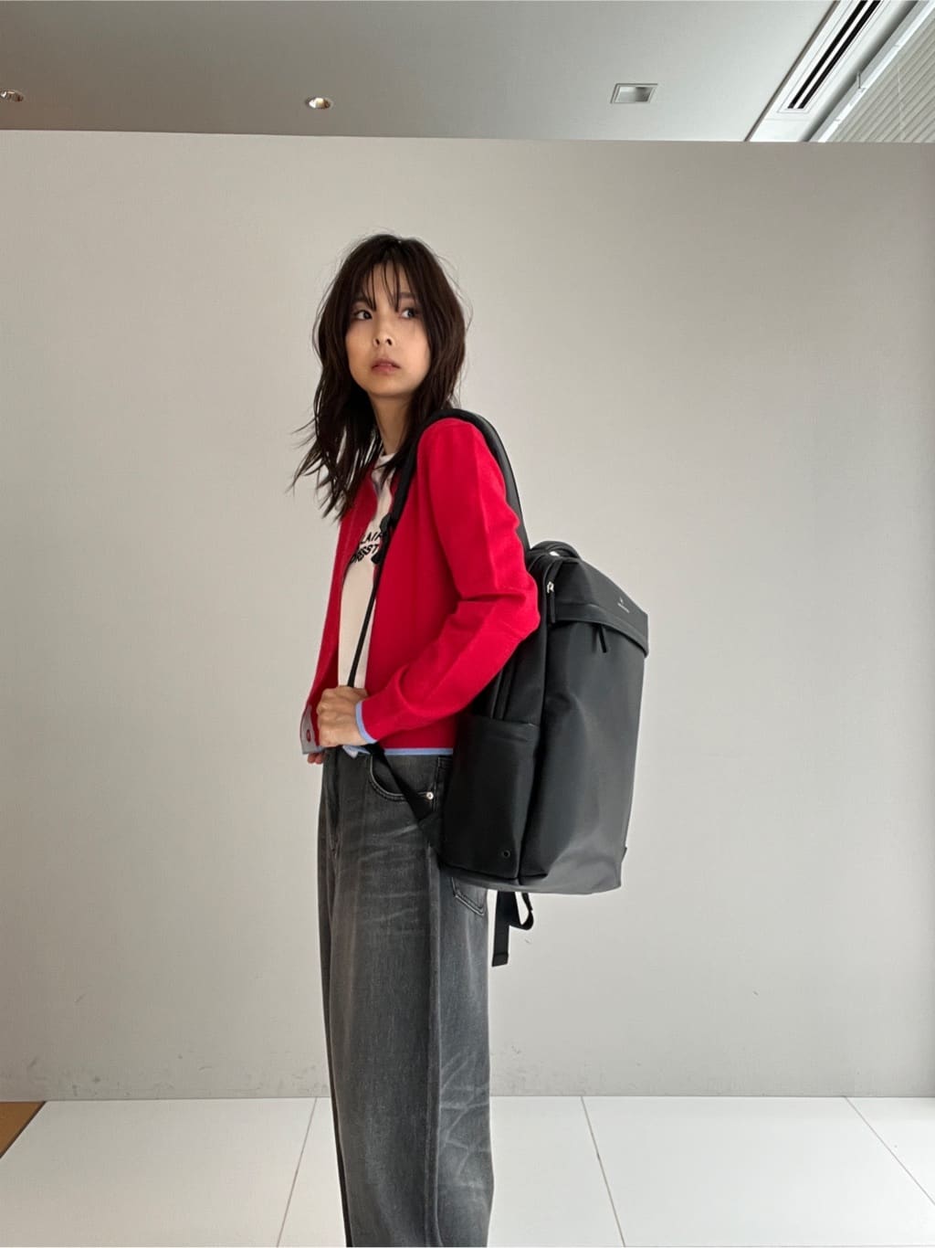 misaさんの「DRESSTERIOR｜ヴィンテージ加工ワイドデニムパンツ」を使ったコーディネート