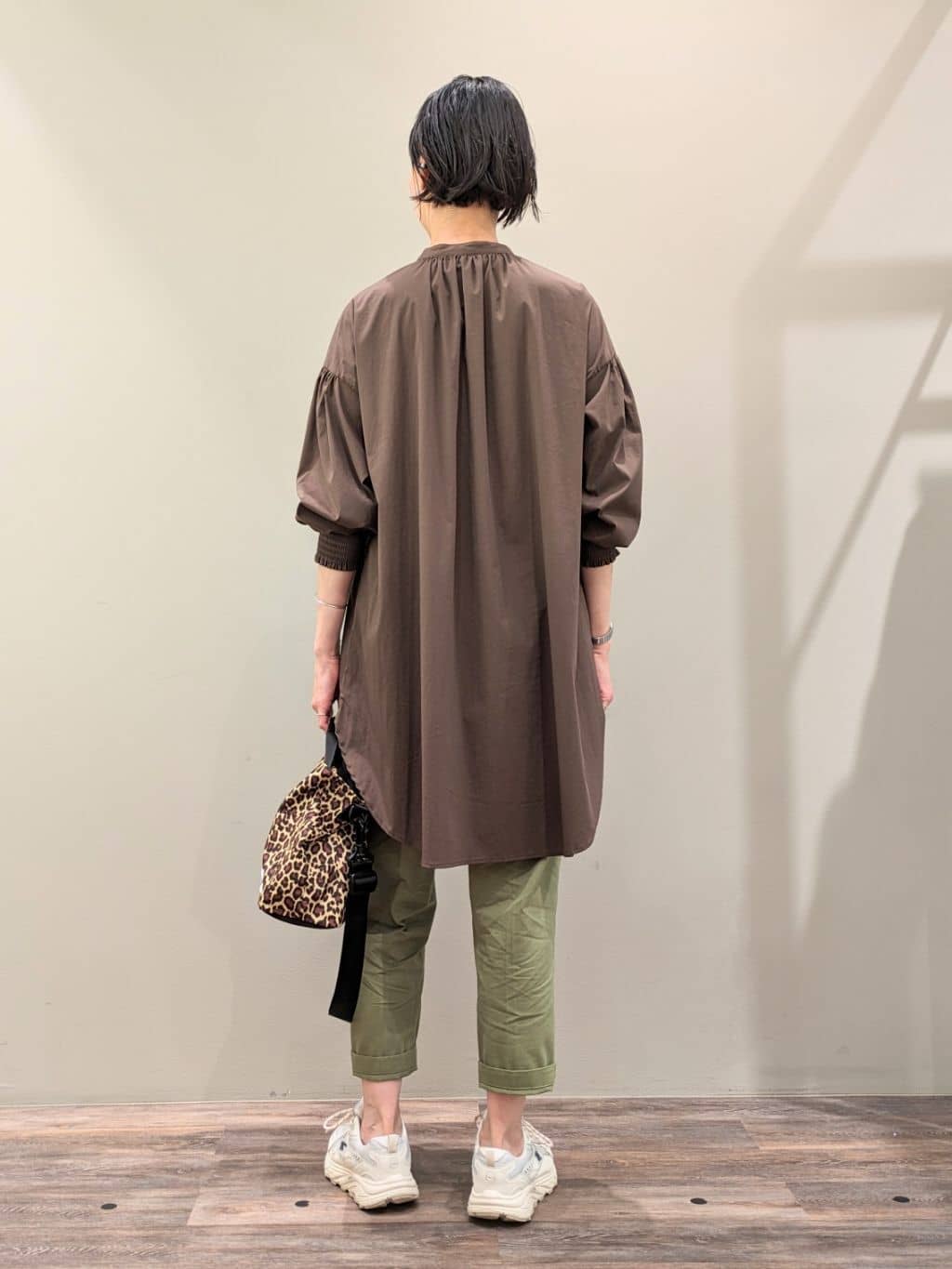 micoさんの「Dessin｜【洗える】ラグランスリーブチュニックシャツ」を使ったコーディネート