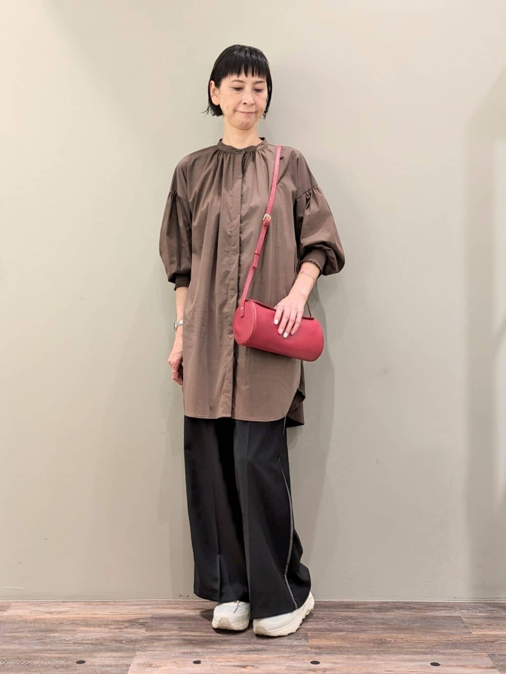 micoさんの「Dessin｜【洗える】ラグランスリーブチュニックシャツ」を使ったコーディネート