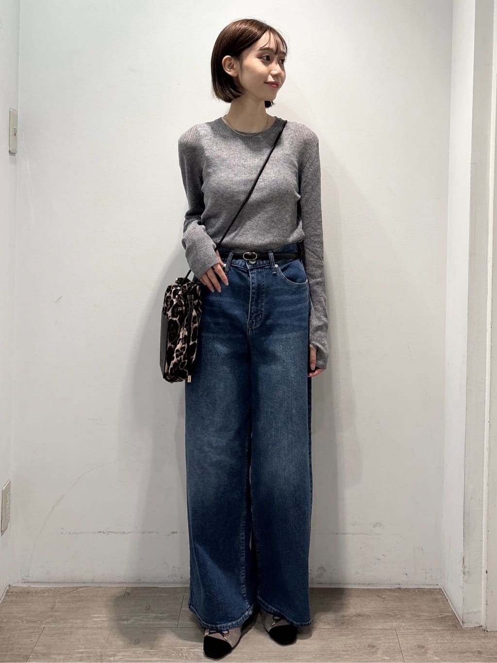 ぶまりんさんの「OPAQUE.CLIP｜ストレッチバギーデニム【洗濯機洗い可】《SS～LL》」を使ったコーディネート