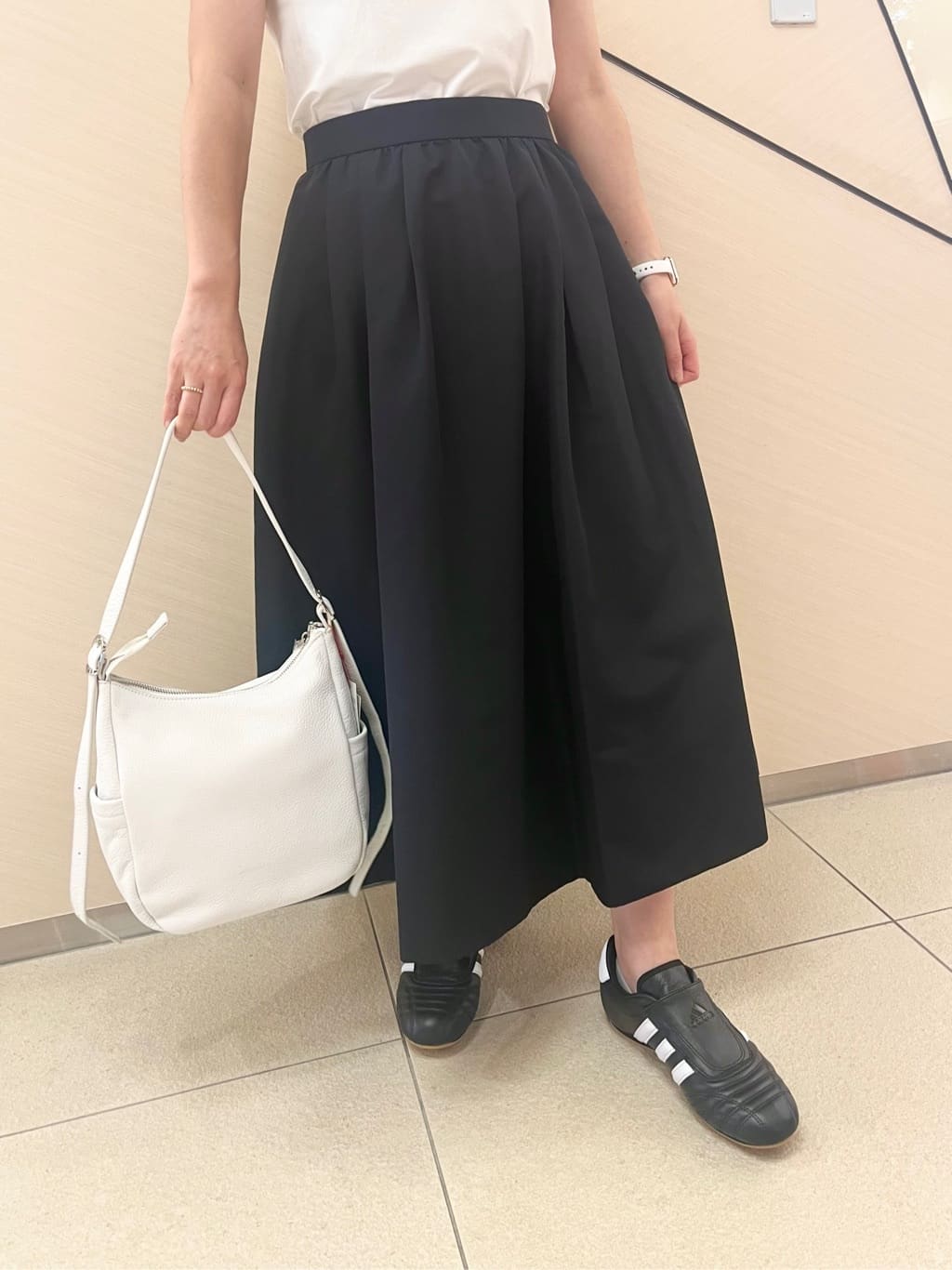 yahataさんの「DRESSTERIOR｜」を使ったコーディネート