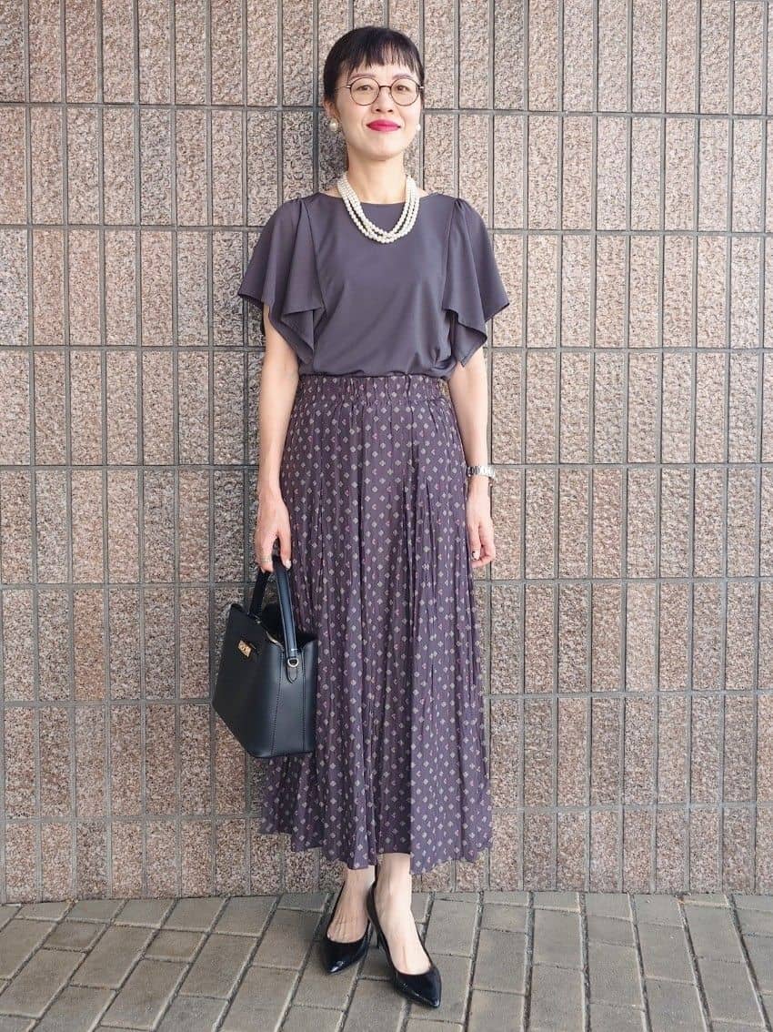 MUTSUKOさんの「UNTITLED｜【きれいめ／接触冷感／日本製】ハンカチスリーブプルオーバー」を使ったコーディネート